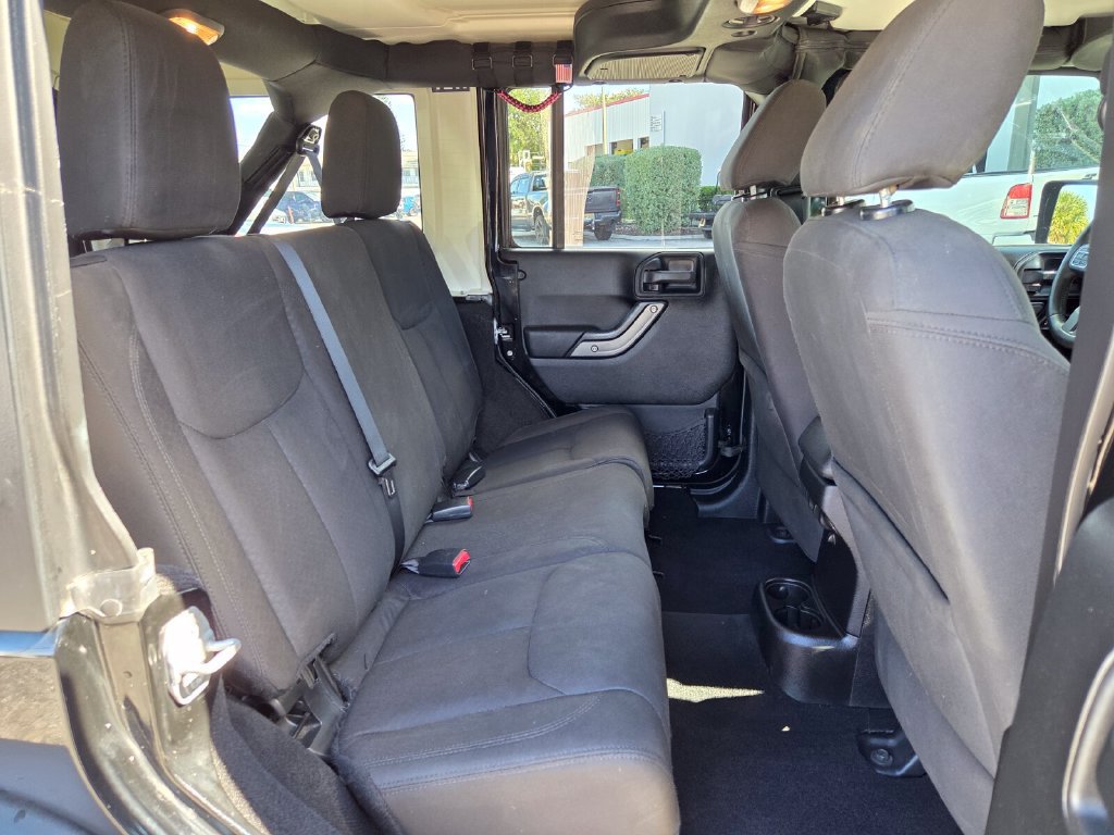 Used 2015 Jeep Wrangler Unlimited Sport w/ Quick Order Package 24S AWD/4WD image 17