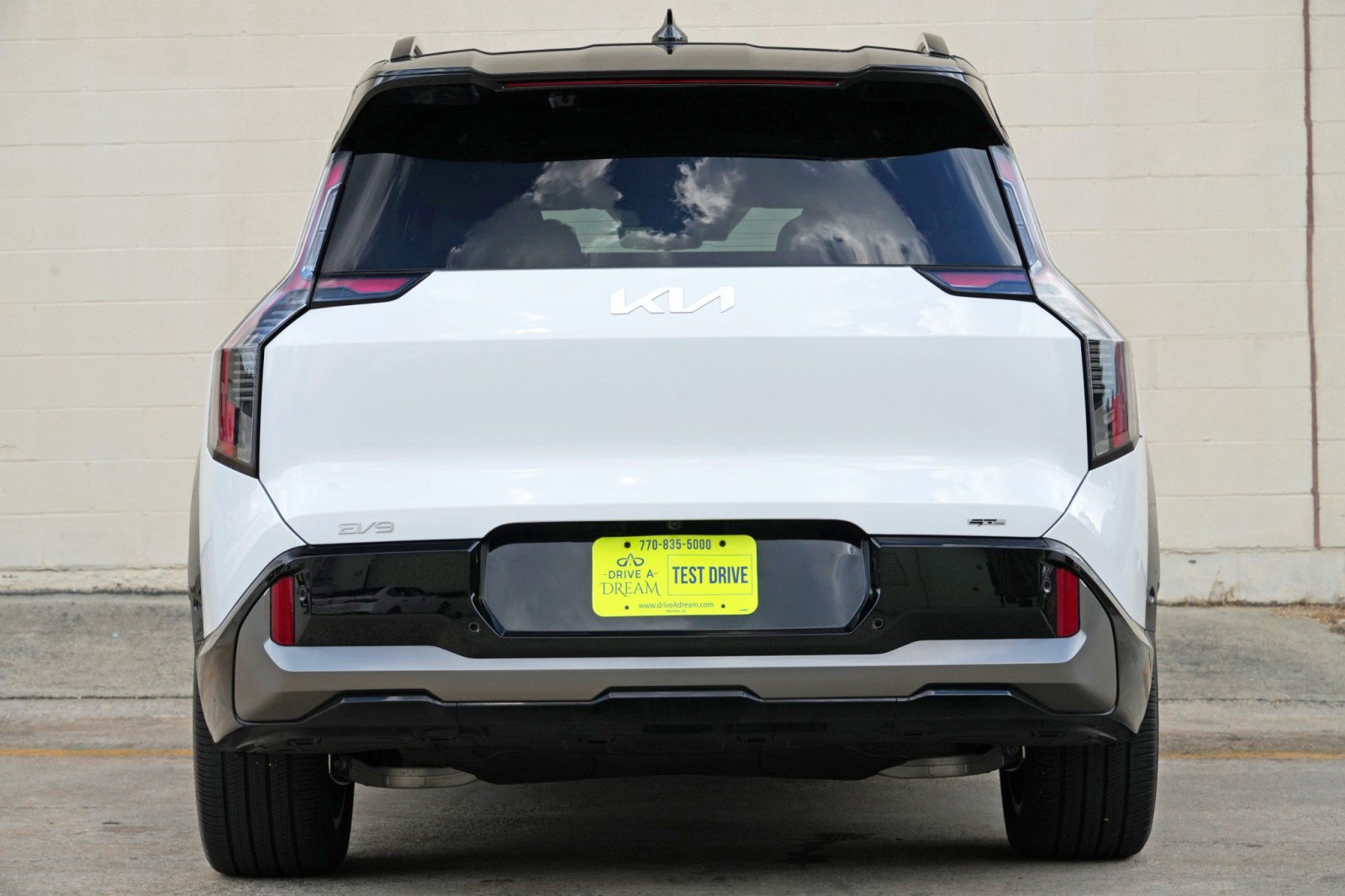 Used 2026 Kia EV9 GT-Line AWD/4WD image 11