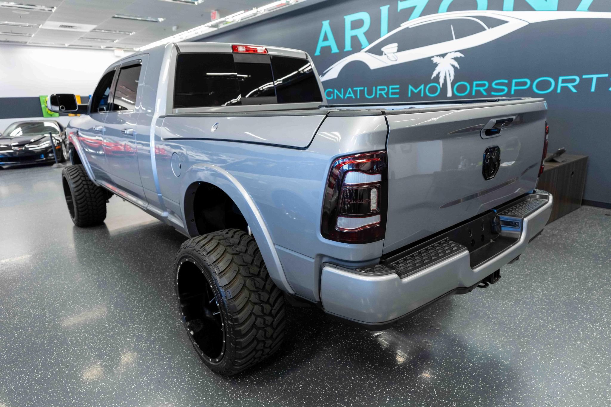 Used 2019 RAM 2500 Laramie AWD/4WD image 7