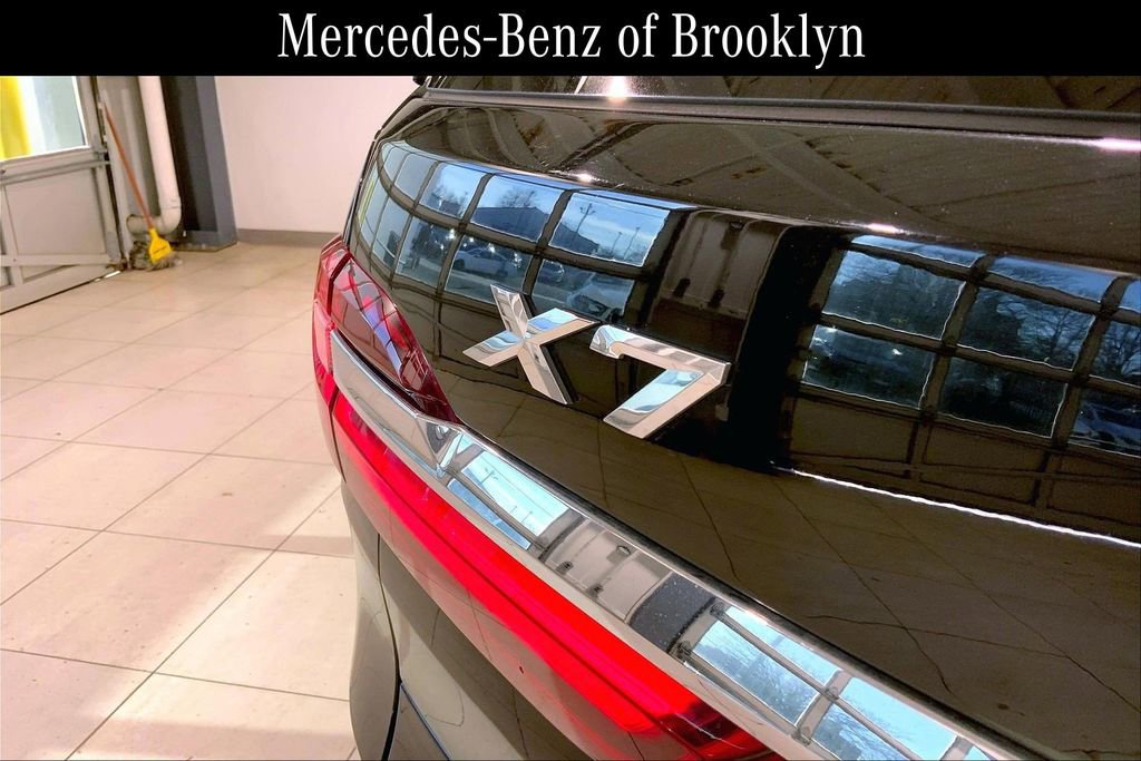 Used 2021 BMW X7 xDrive40i w/ Premium Package 2 image 10