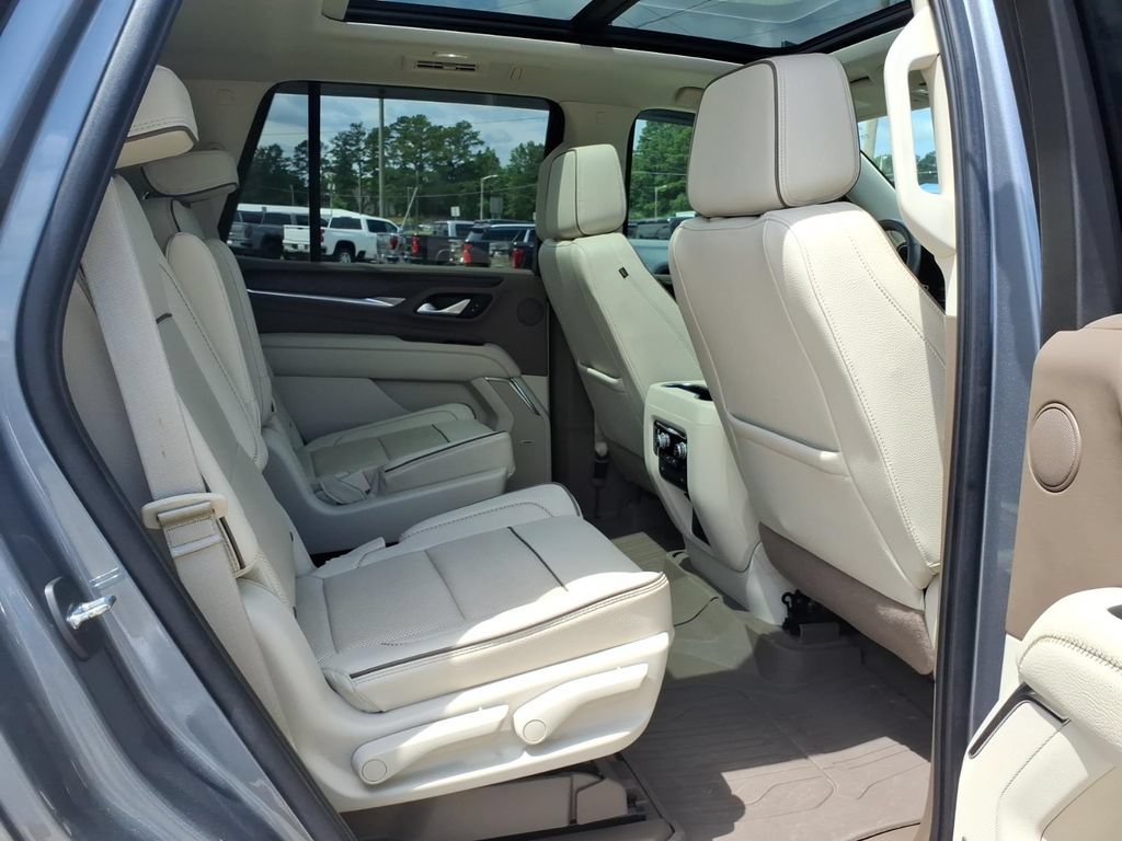 Used 2022 GMC Yukon Denali AWD/4WD image 14