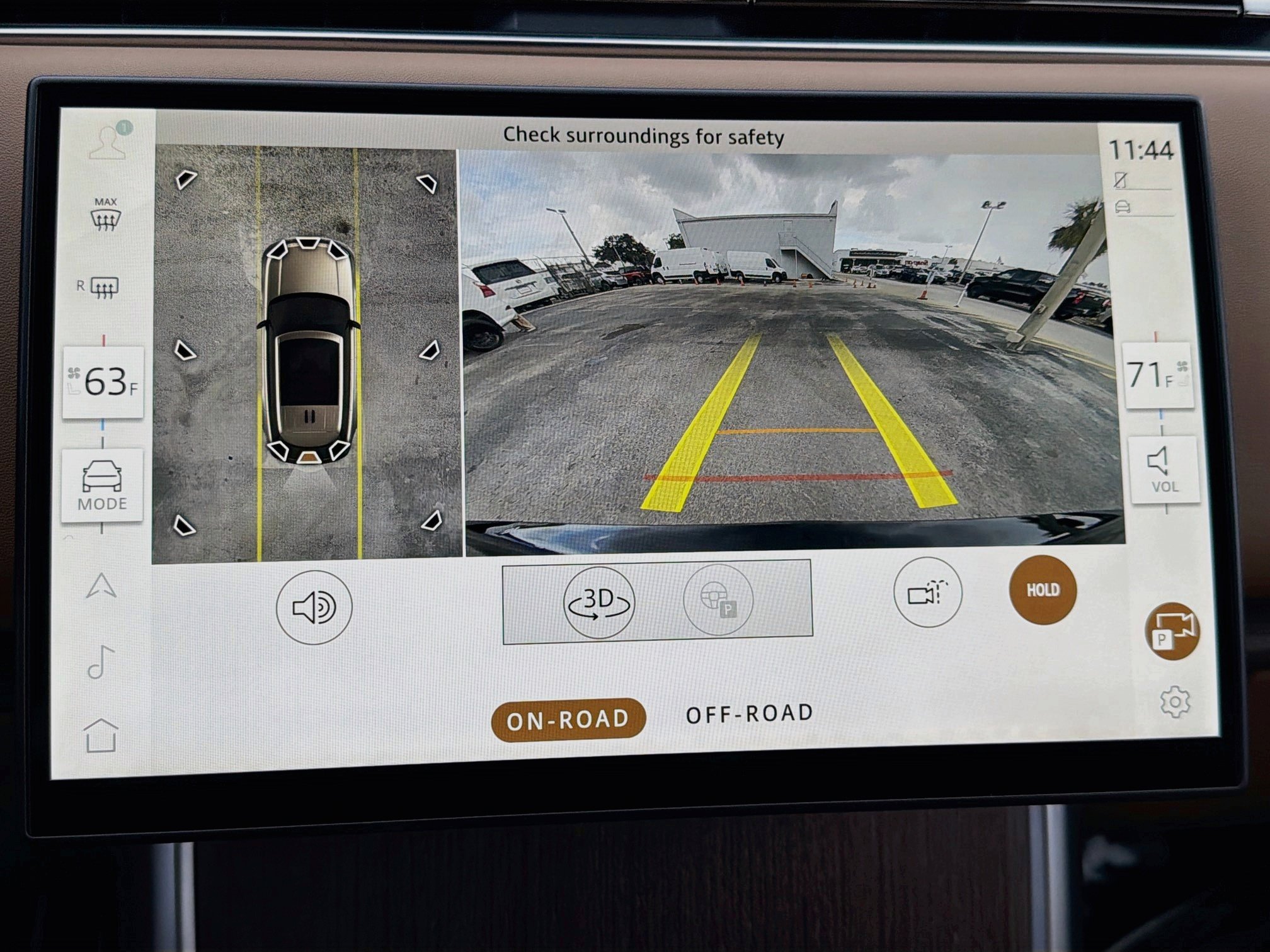 New 2026 Land Rover Range Rover SE AWD/4WD image 35