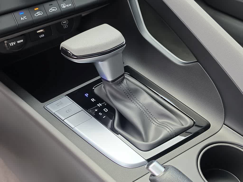 New 2026 Hyundai Elantra SE FWD image 33