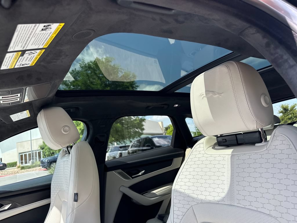 Used 2024 Jaguar F-PACE R-Dynamic S AWD/4WD image 33