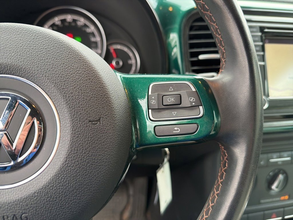 Used 2017 Volkswagen Beetle 1.8T Classic image 13