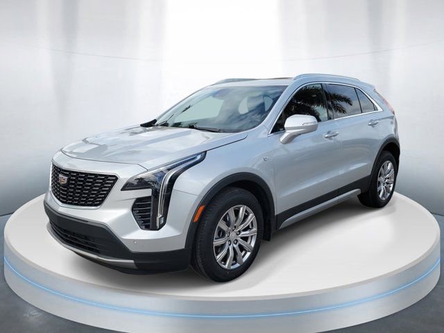 Used 2022 Cadillac XT4 Premium Luxury w/ Technology Package image 3