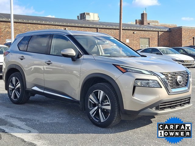 Used 2021 Nissan Rogue SL image 3