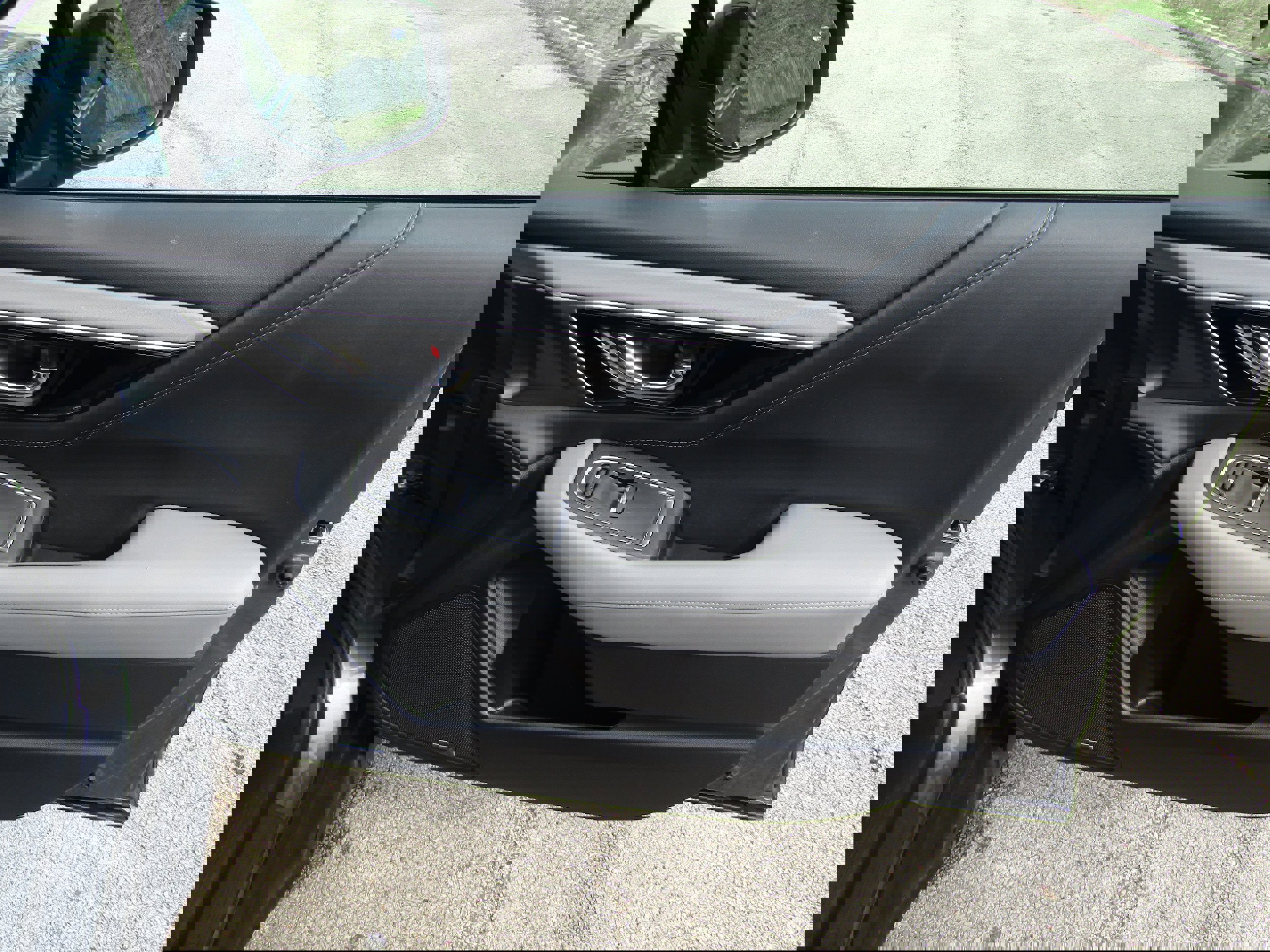 Used 2022 Subaru Outback Limited image 16