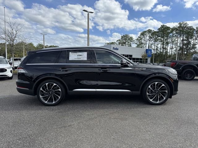 New 2025 Lincoln Aviator Reserve w/ Luxury Package RWD image 2