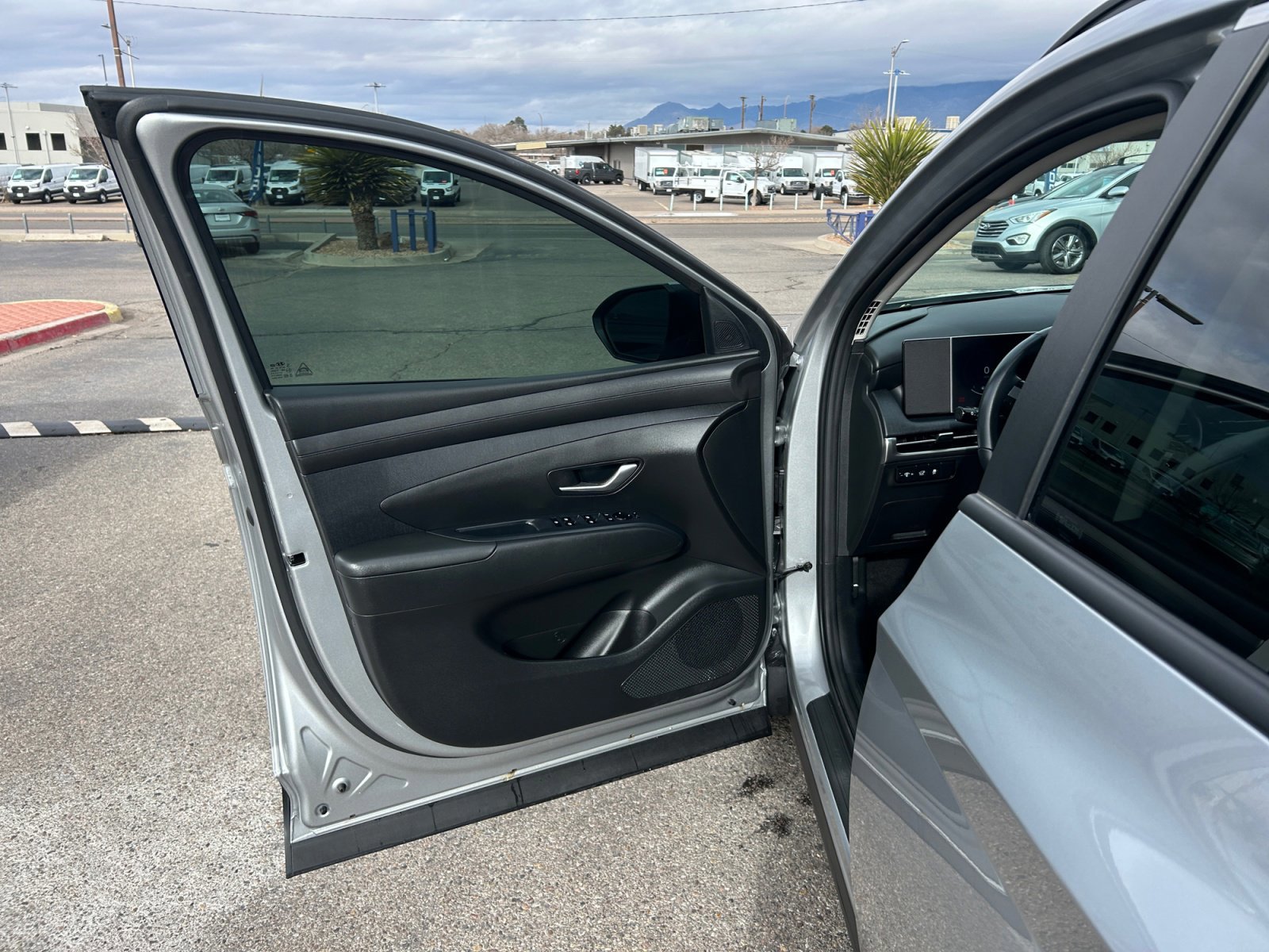 Used 2025 Hyundai Tucson SEL image 15