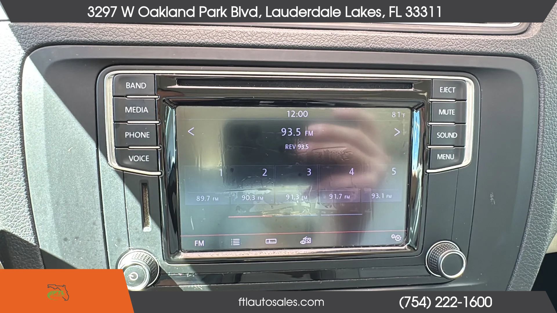 Used 2017 Volkswagen Jetta SE image 56