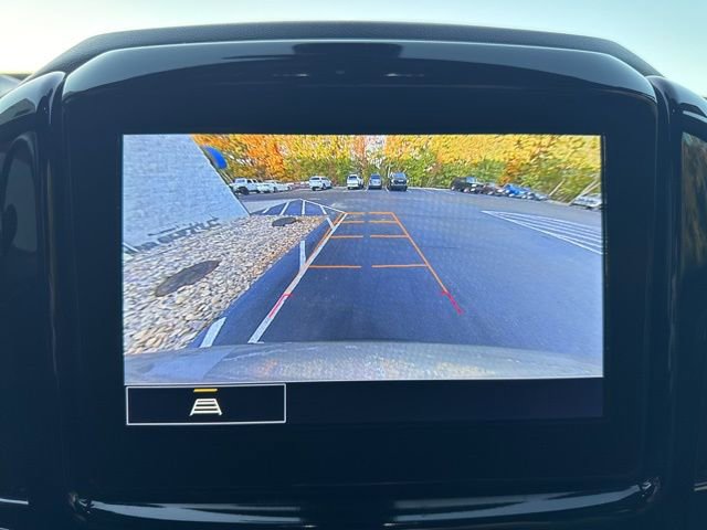 Used 2024 Chevrolet Traverse LT image 23