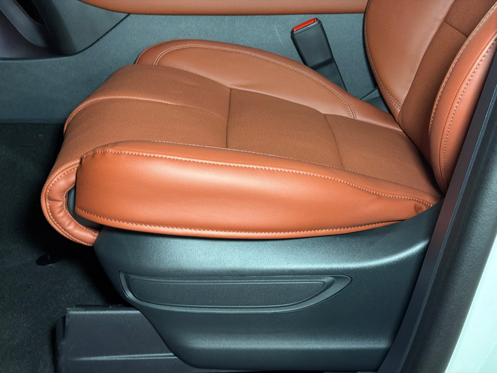 New 2027 Lincoln Aviator Reserve AWD/4WD image 18