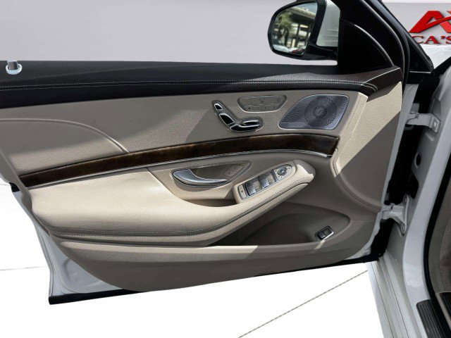 Used 2017 Mercedes-Benz S 550 Sedan image 17