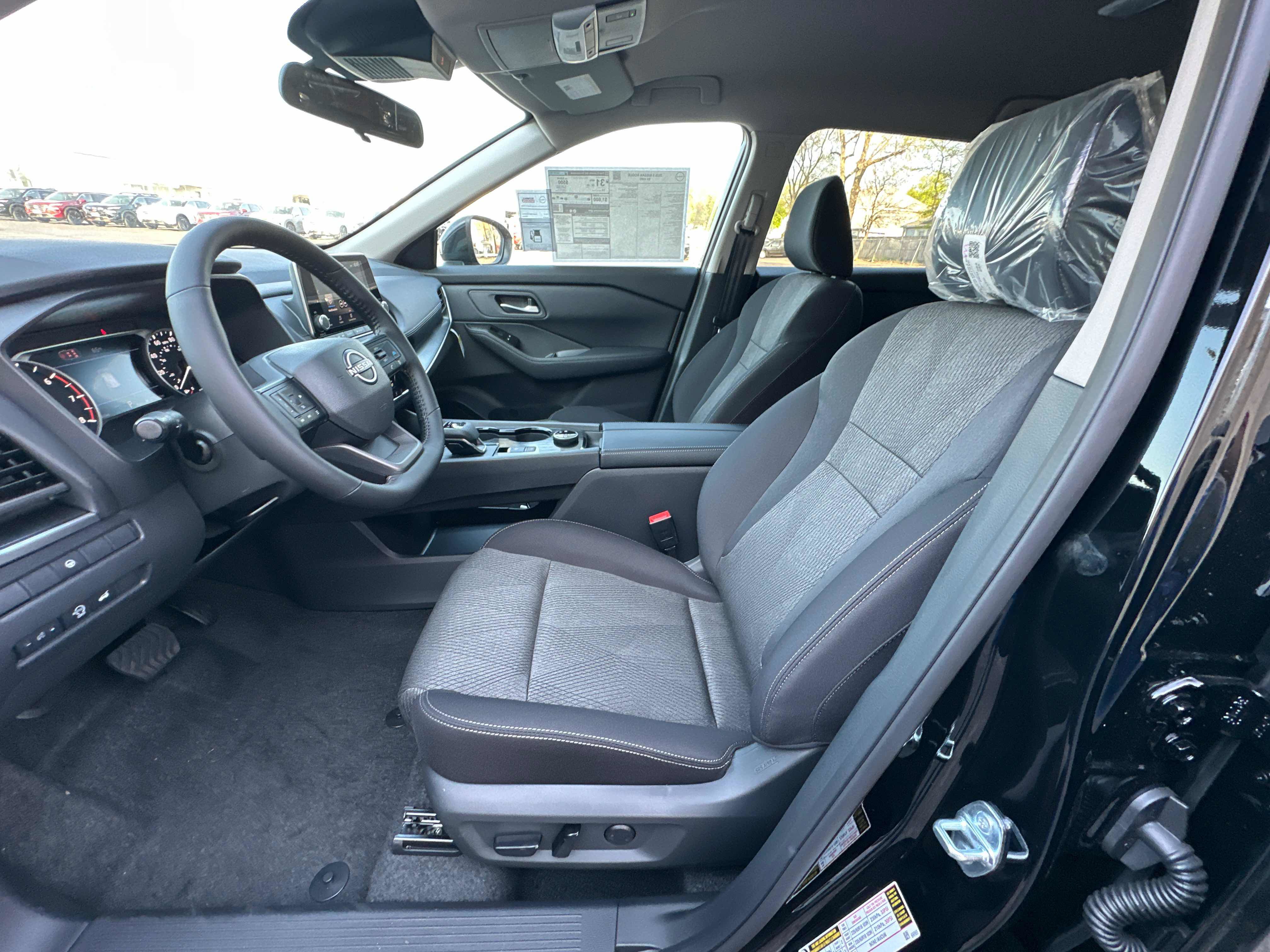 New 2026 Nissan Rogue SV w/ Cold Weather Package AWD/4WD image 21
