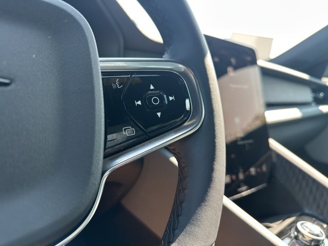 Used 2023 Polestar Polestar 2 w/ Pilot Pack image 24
