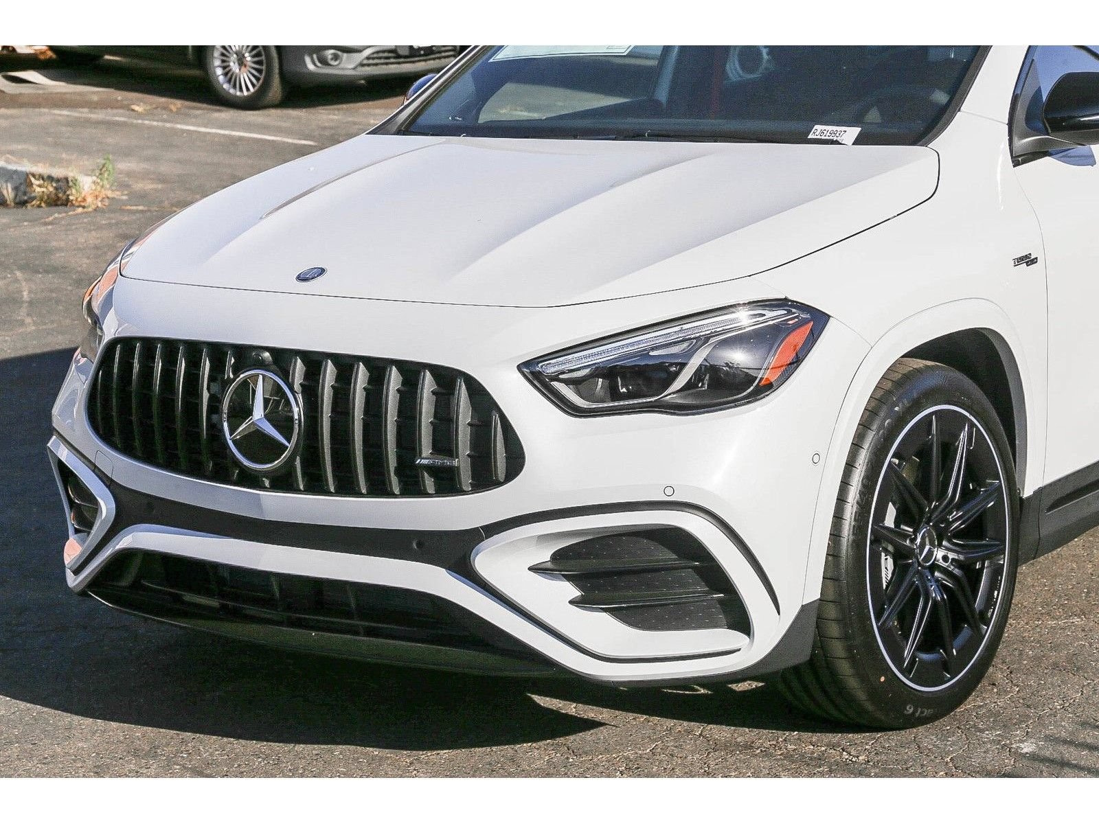 Used 2024 Mercedes-Benz GLA 35 AMG 4MATIC image 7