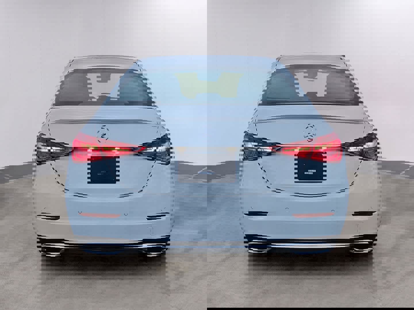 Used 2024 Mercedes-Benz C 300 4MATIC Sedan w/ Exclusive Trim Package image 5