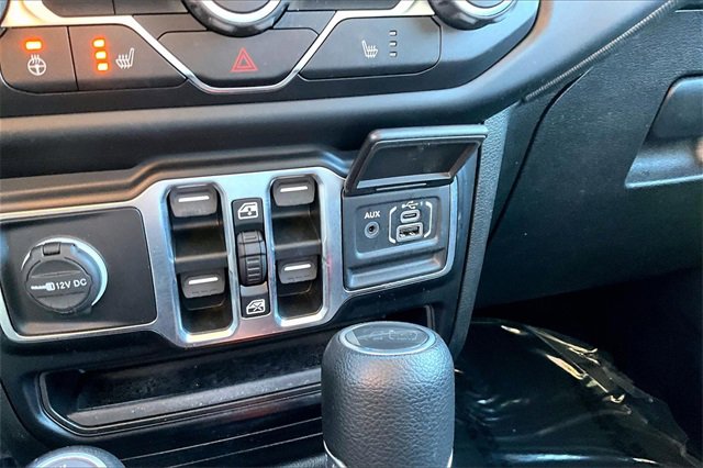 Used 2021 Jeep Gladiator Willys image 34