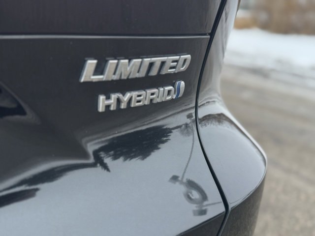 Certified 2022 Toyota Venza Limited image 48