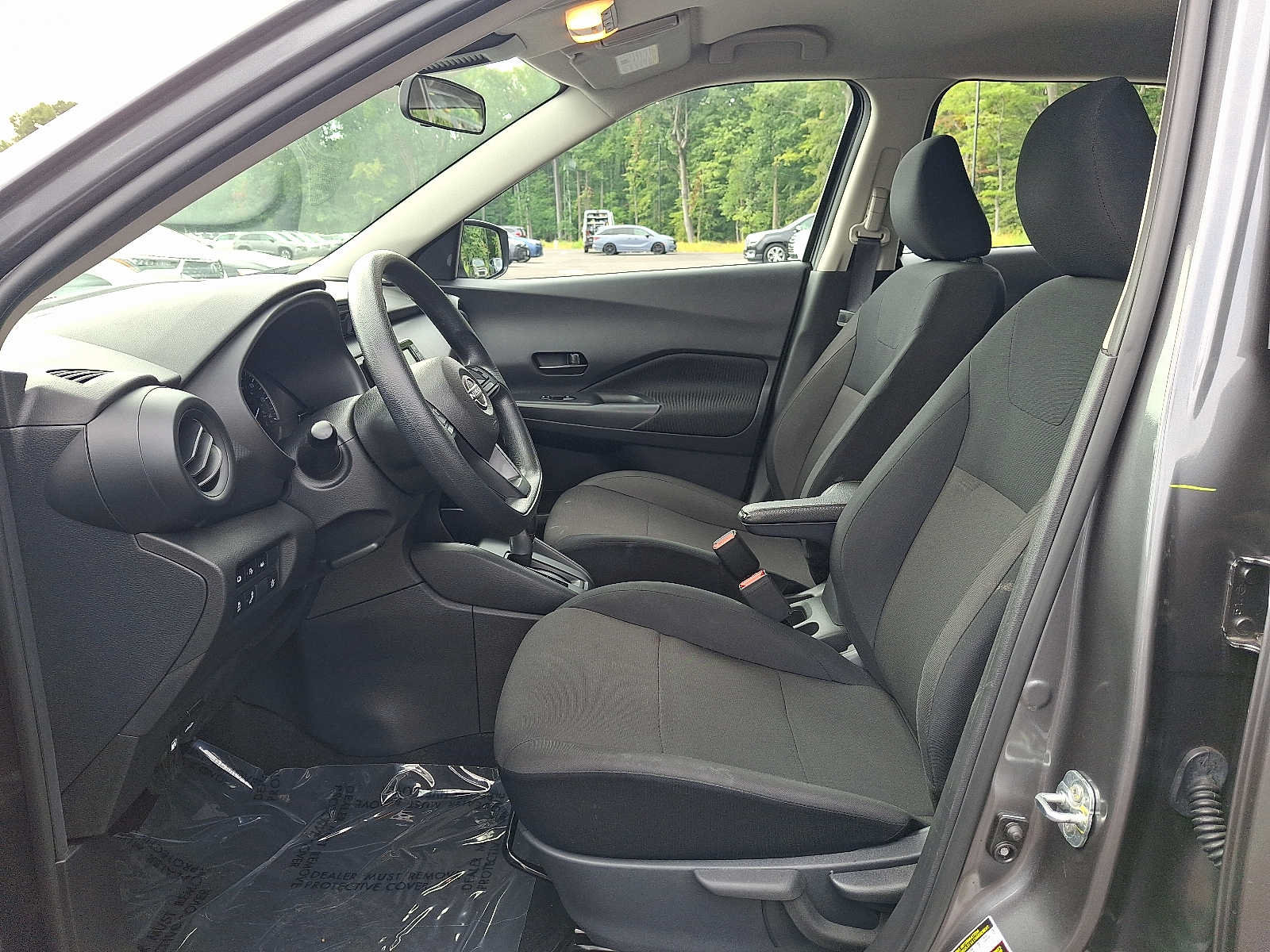 Used 2025 Nissan Kicks Play S FWD image 13