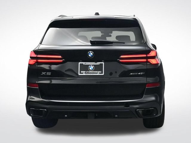 New 2026 BMW X5 xDrive40i w/ M Sport Package AWD/4WD image 6