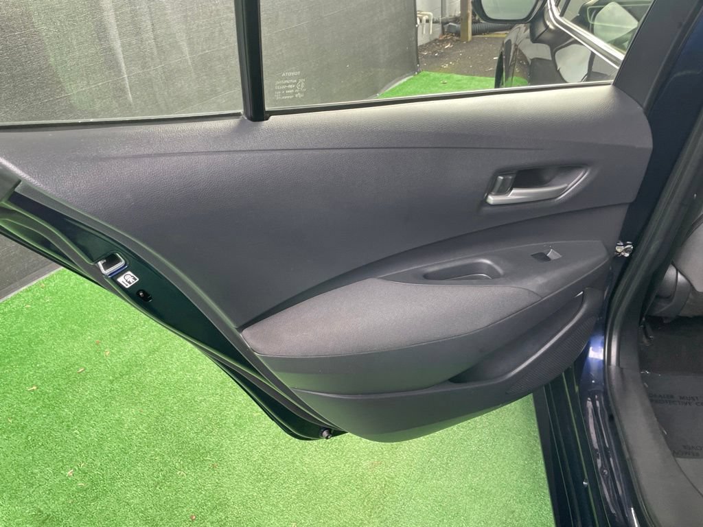 Used 2020 Toyota Corolla LE FWD image 35
