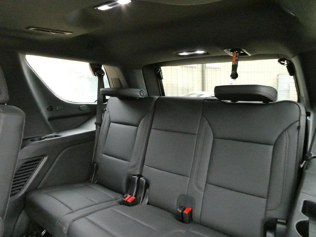 New 2026 Chevrolet Tahoe High Country AWD/4WD image 16