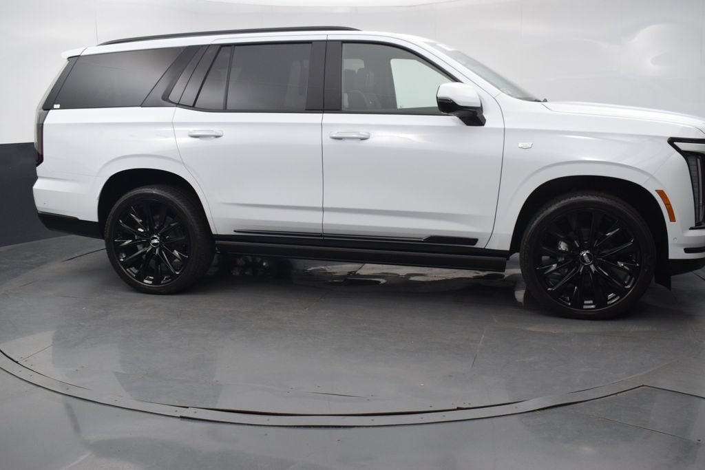 Certified 2026 Cadillac Escalade Platinum Sport w/ LPO, ONYX Package AWD/4WD image 7