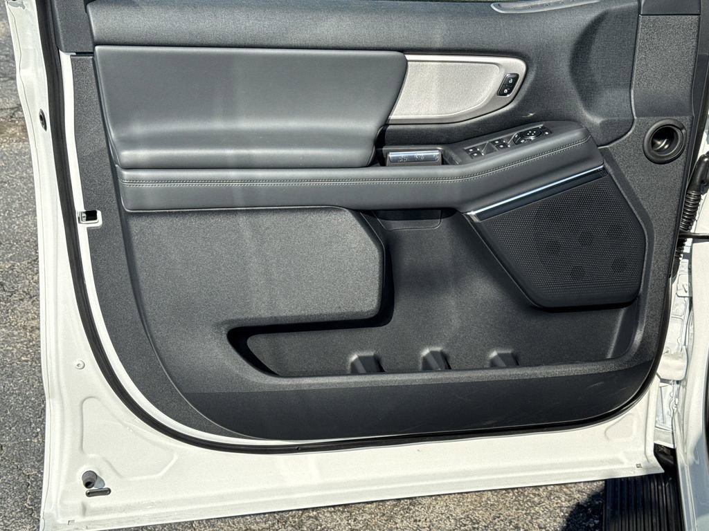 New 2026 Ford Expedition Max Active image 10