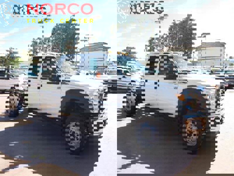 Used 2012 Ford F550 2WD Crew Cab Super Duty image 3