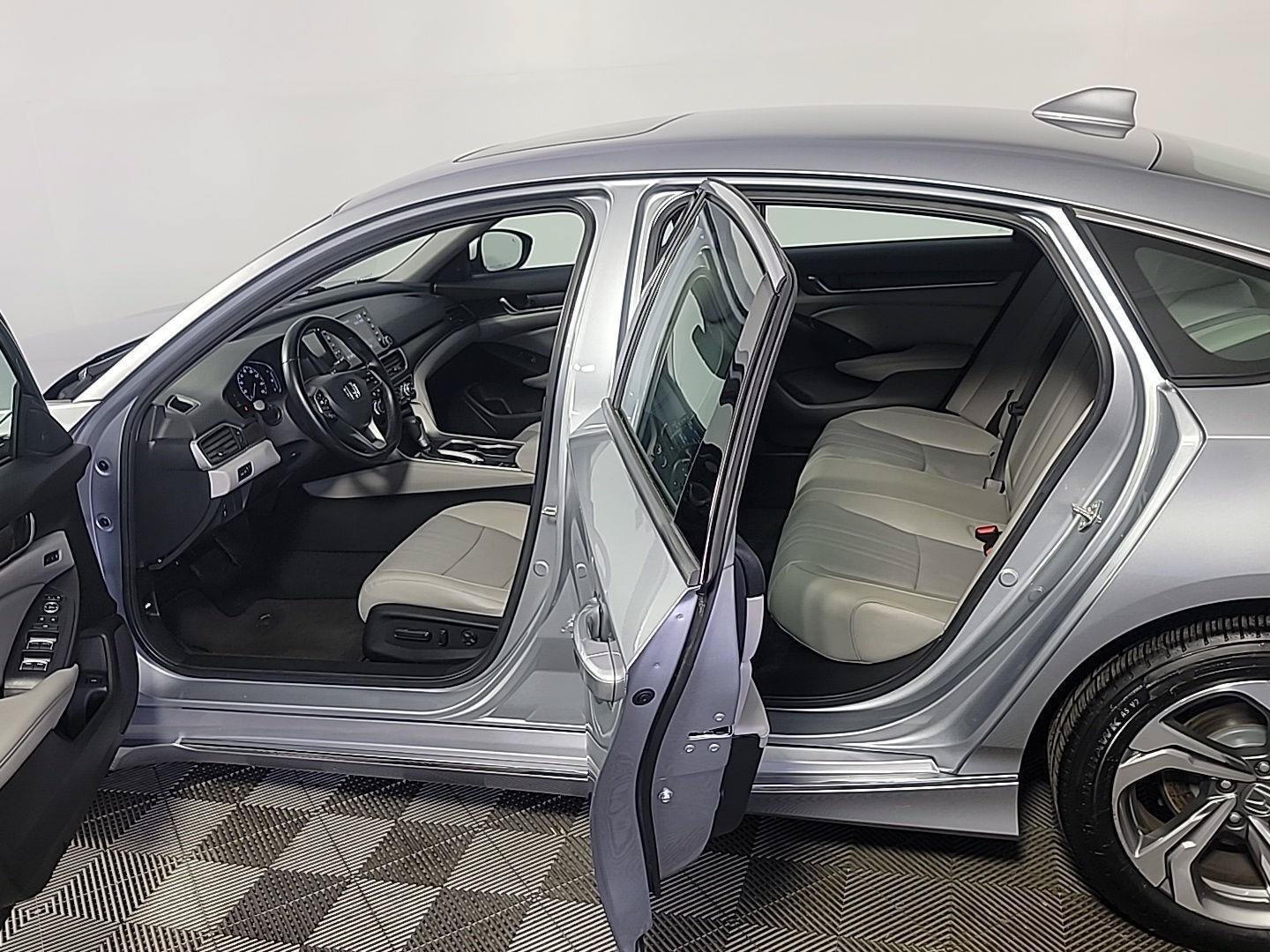 Certified 2020 Honda Accord EX-L image 13