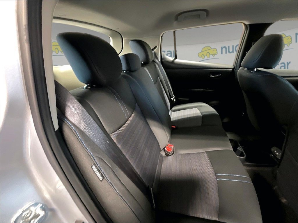 Certified 2025 Nissan Leaf SV Plus FWD image 16