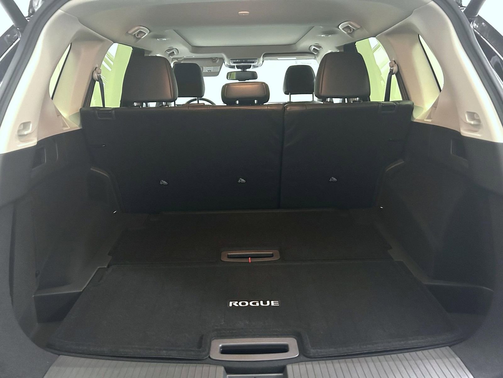 New 2026 Nissan Rogue Platinum w/ Platinum Premium Package image 10