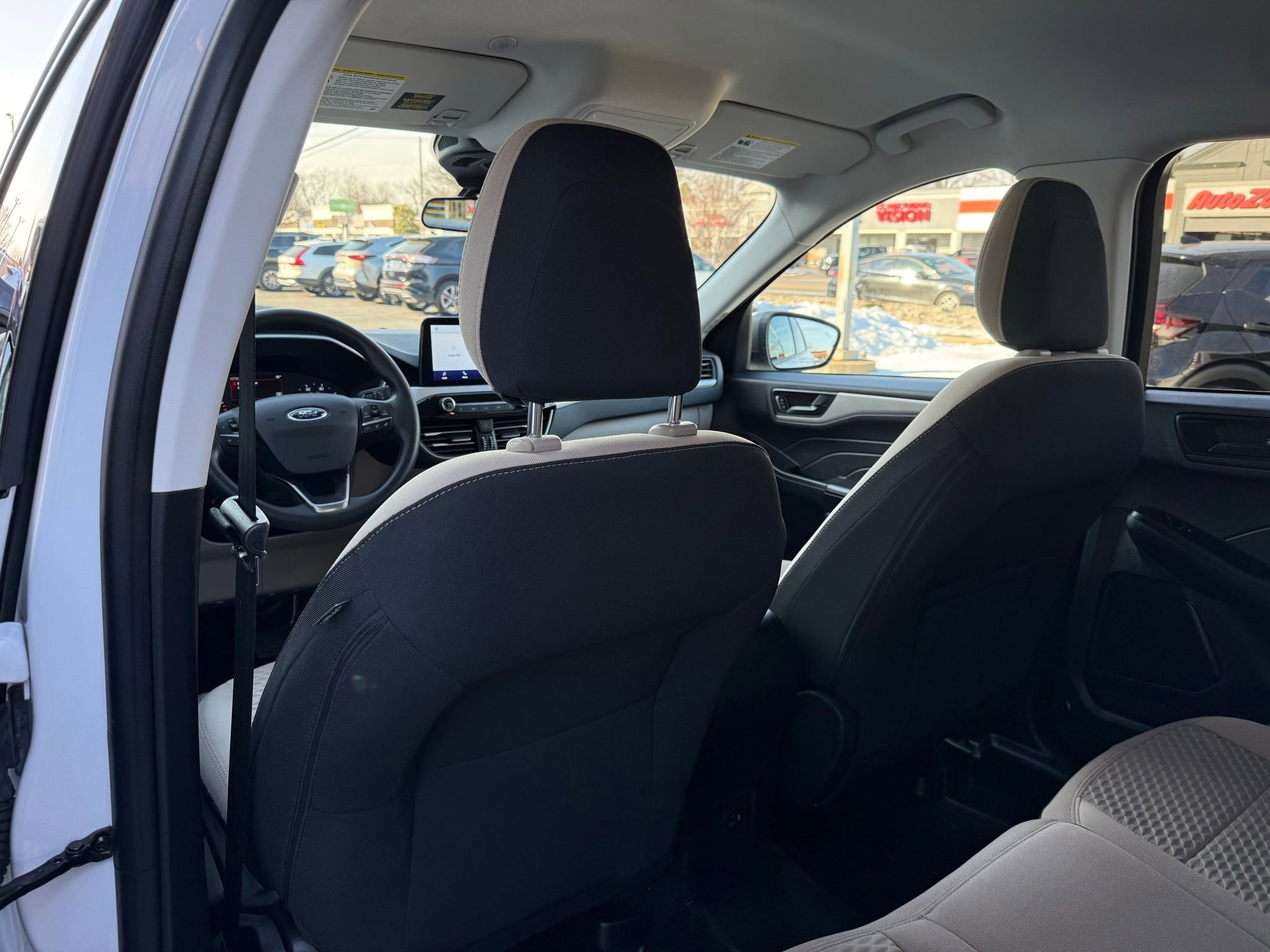 Used 2022 Ford Escape SE image 37