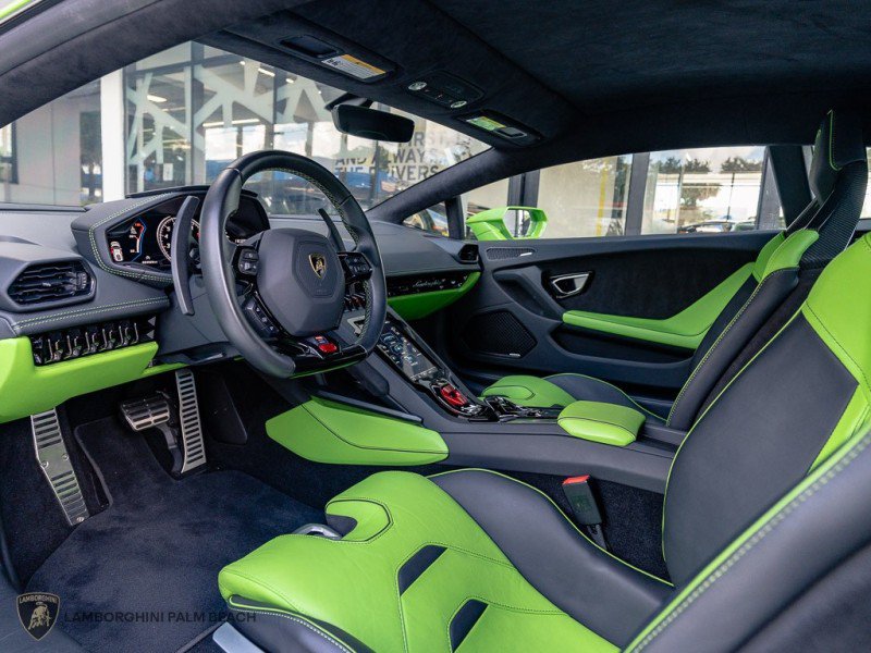Used 2022 Lamborghini Huracan EVO RWD image 26