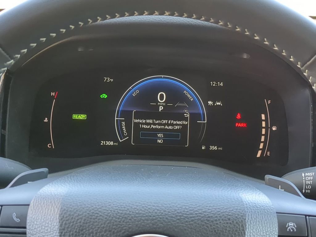 Used 2025 Toyota Camry SE image 16