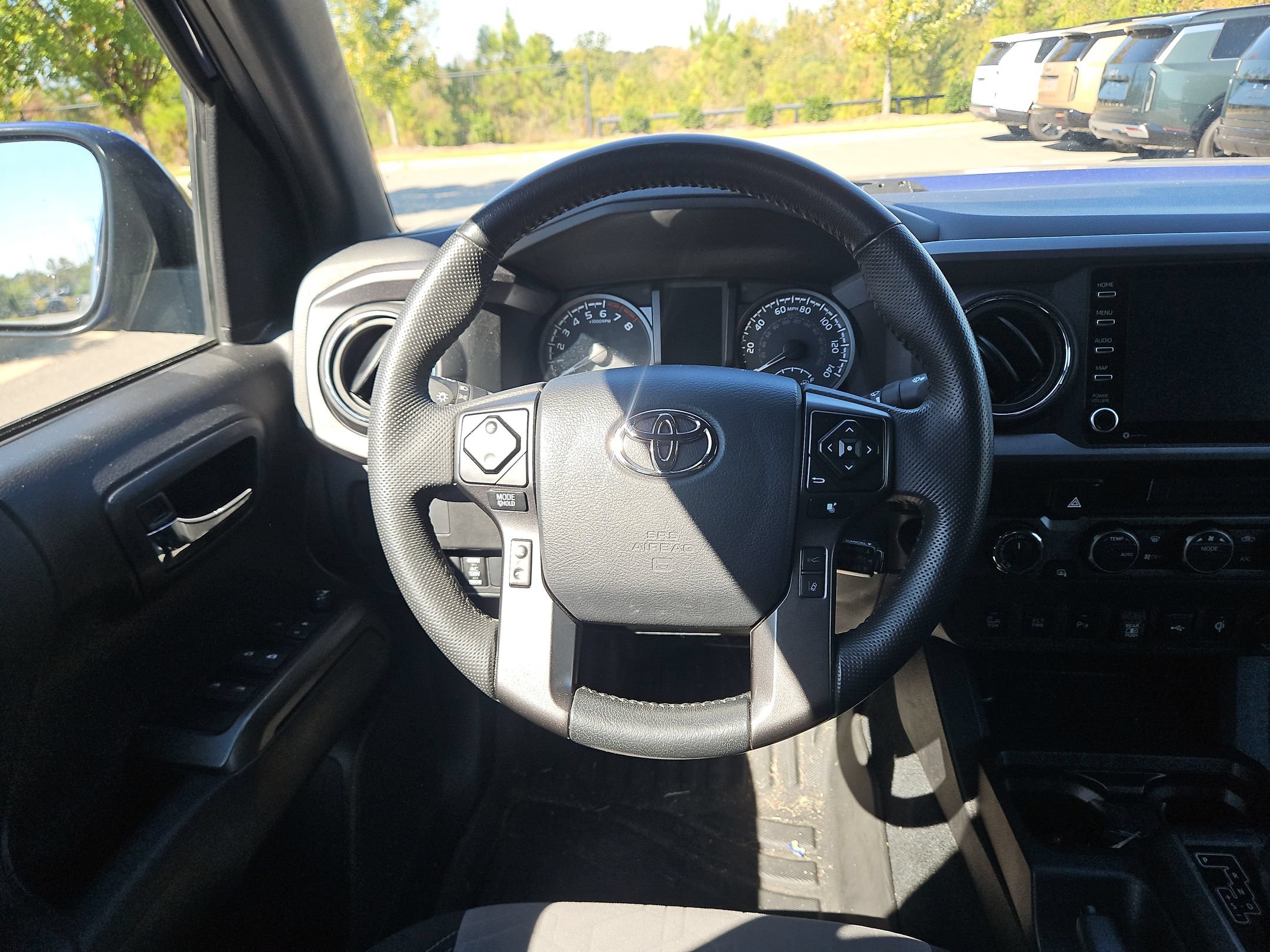 Used 2023 Toyota Tacoma TRD Off-Road w/ Technology Package AWD/4WD image 26