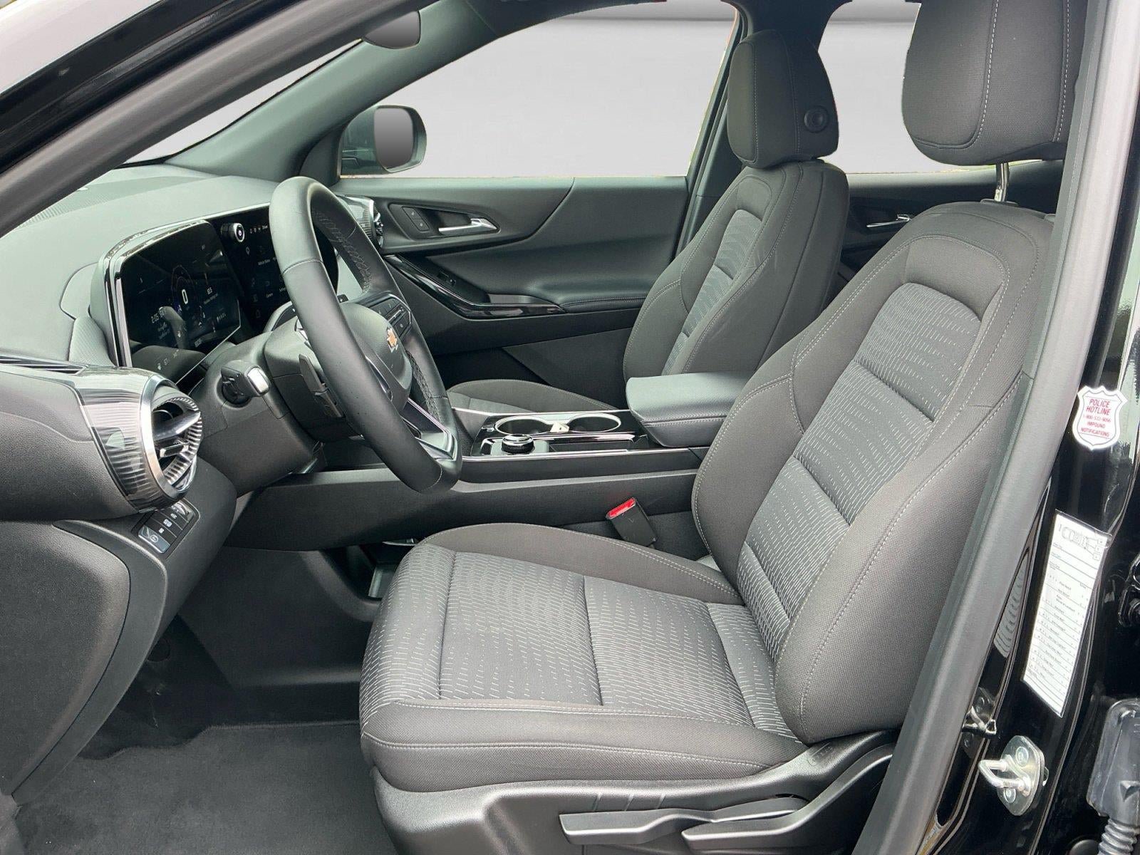 Certified 2026 Chevrolet Equinox LT AWD/4WD image 10