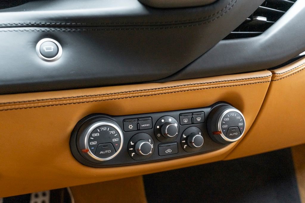 Used 2016 Ferrari 488 GTB RWD image 28