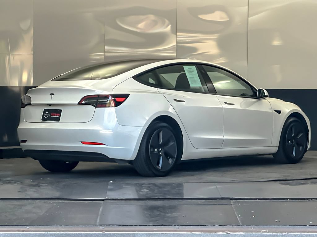 Used 2023 Tesla Model 3 Standard Range RWD image 3