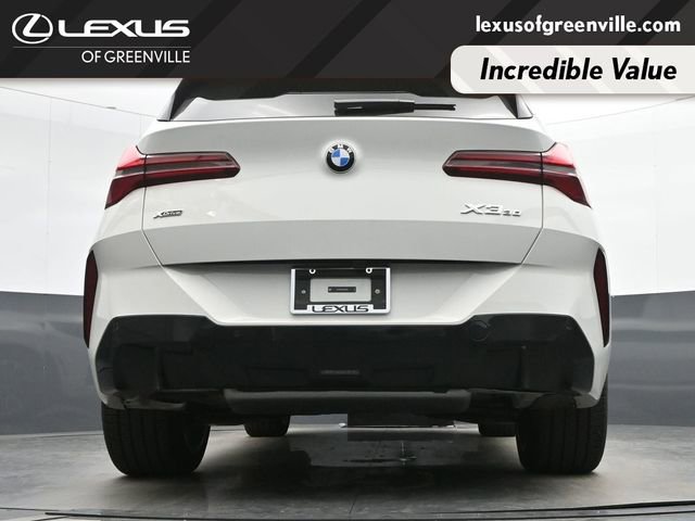 Used 2025 BMW X3 xDrive30i w/ Premium Package image 13