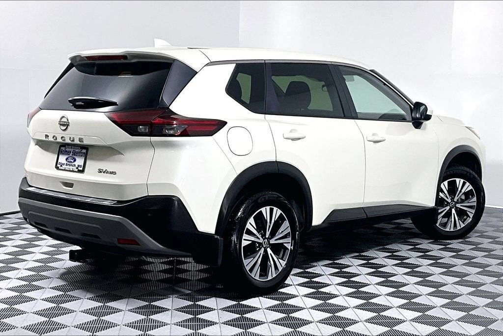 Used 2023 Nissan Rogue SV AWD/4WD image 12