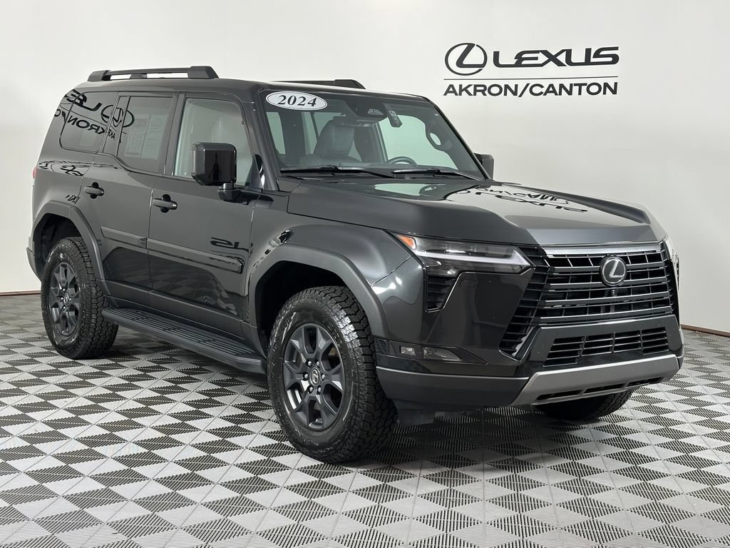 Used 2024 Lexus GX 550 AWD/4WD image 2