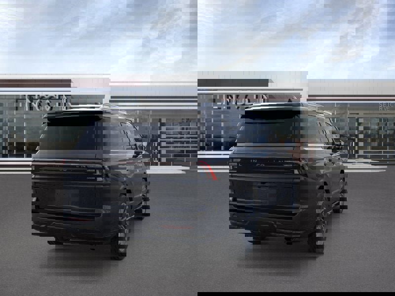 New 2025 Lincoln Navigator L Reserve image 8