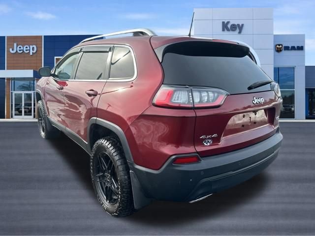 Used 2020 Jeep Cherokee Latitude Plus w/ Cold Weather Group AWD/4WD image 3