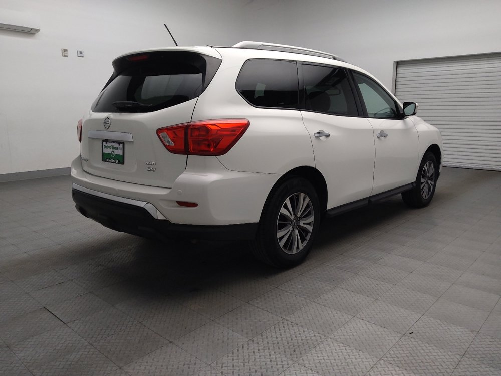 Used 2018 Nissan Pathfinder SV AWD/4WD image 9