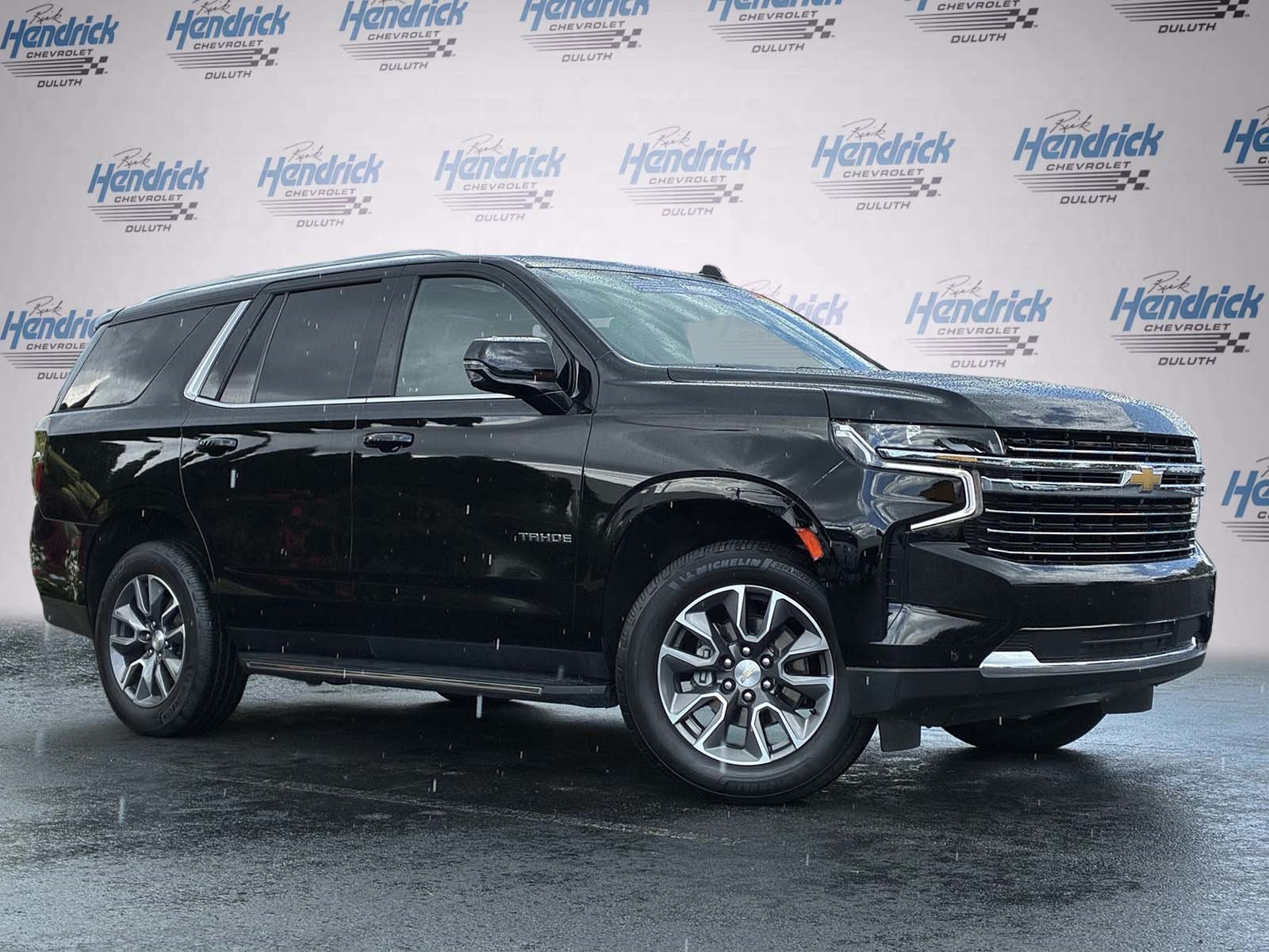 Used 2022 Chevrolet Tahoe LT w/ LT Signature Package AWD/4WD image 2