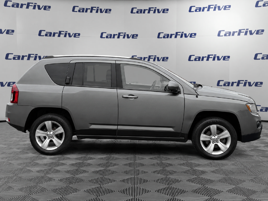 Used 2014 Jeep Compass Latitude AWD/4WD image 7