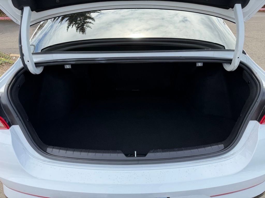 Used 2024 Kia K5 GT-Line w/ GT-Line Premium Package image 10